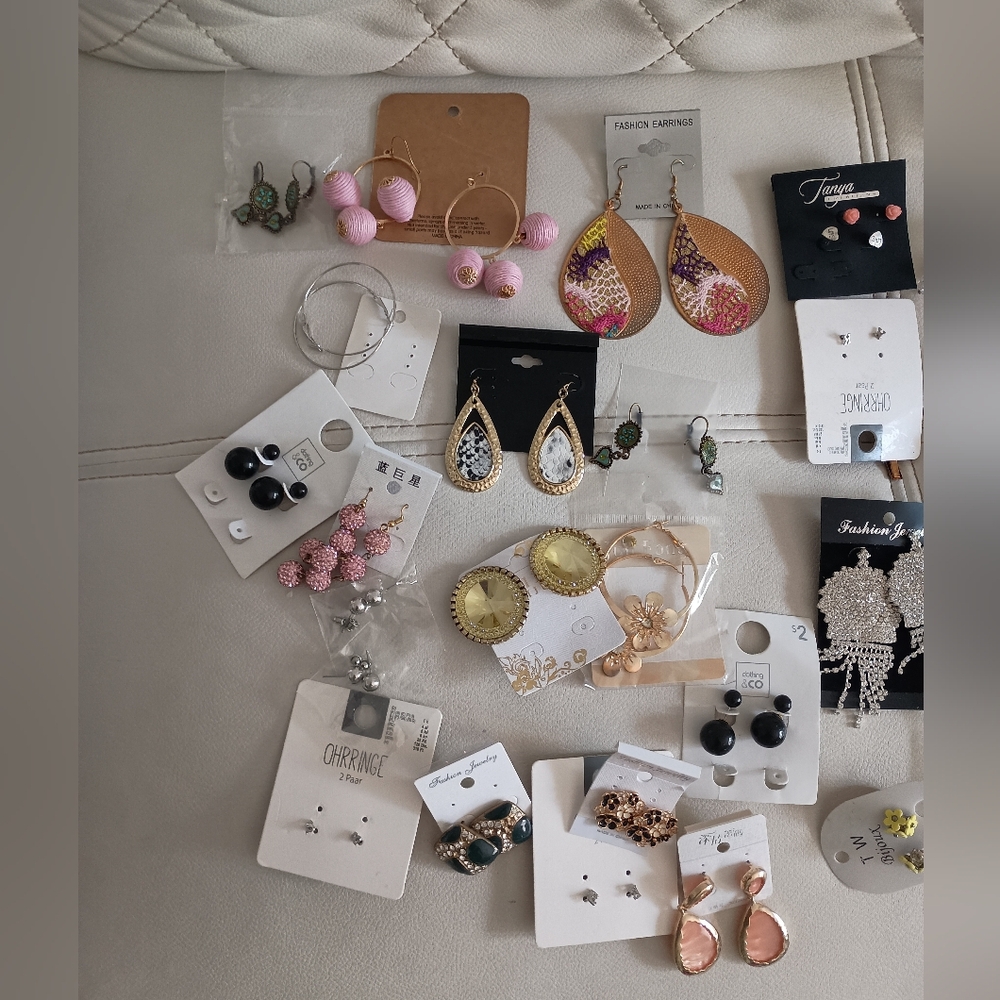 New Earings Bundle - image 3